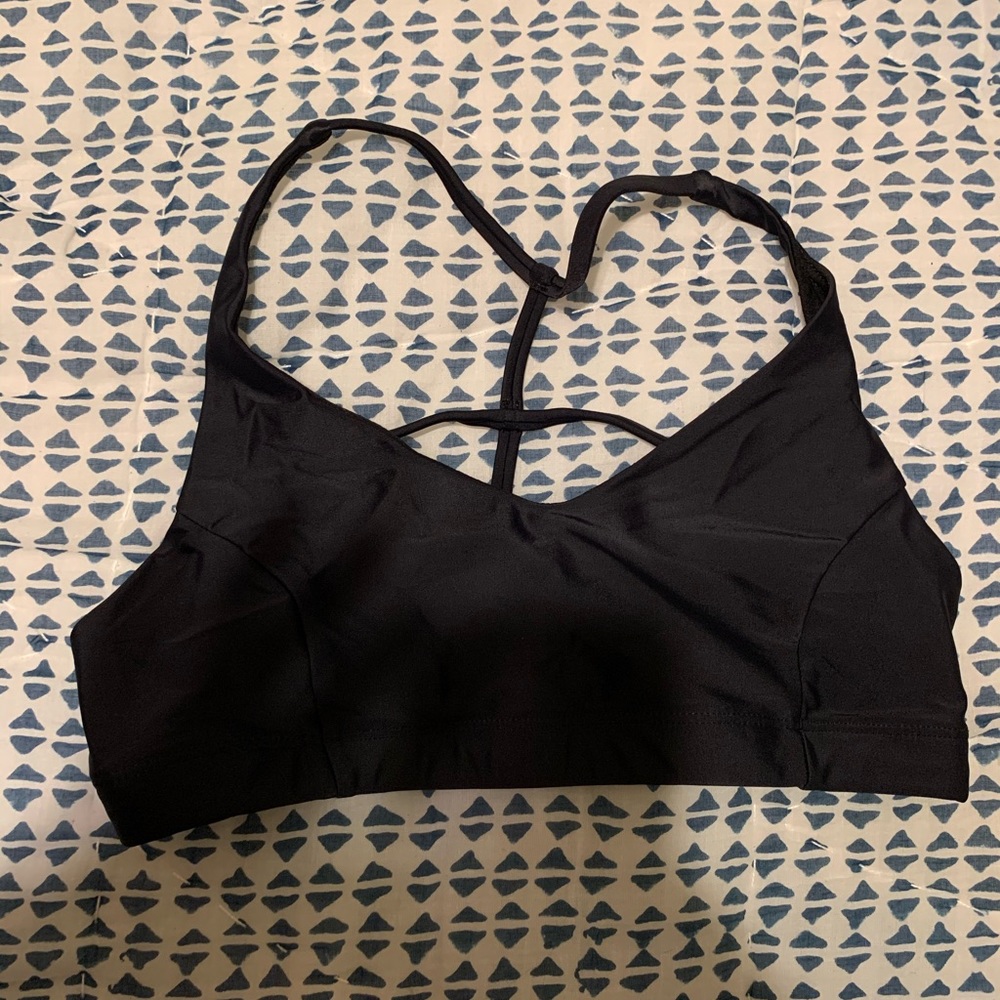 Strappy yoga bra